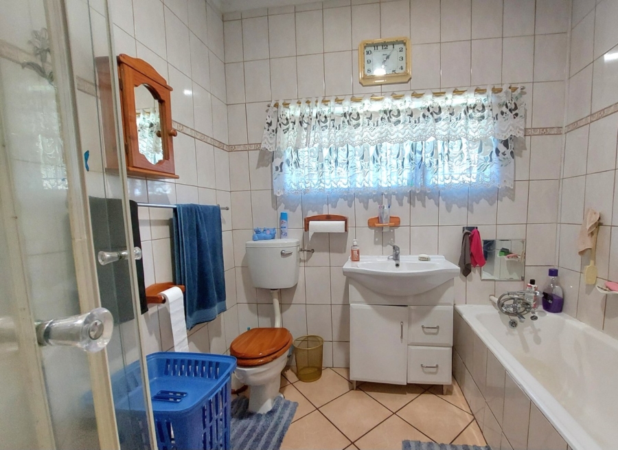 3 Bedroom Property for Sale in Brits North West